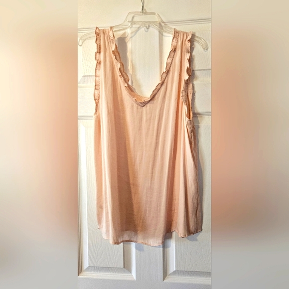 Lauren Conrad Delicate Pink Ruffled Neck Tank, Size XXL - Picture 3 of 3